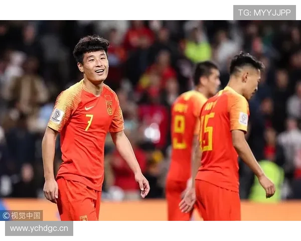 里皮执教理念解析：战术纪律、临场应变与攻守平衡