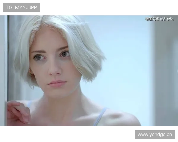 埃琳·安德森凌晨四点在厨房称蛋白粉，这谁顶得住啊